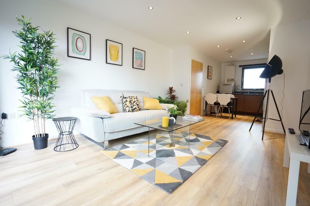 Perfectly Located Stunning Apartment London Exterior photo