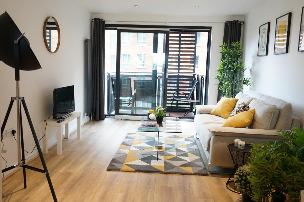 Perfectly Located Stunning Apartment London Exterior photo